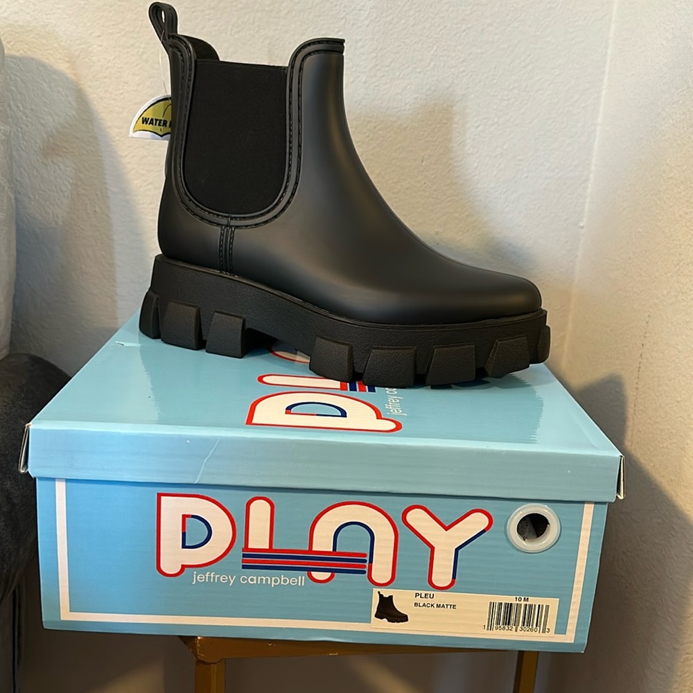 Jeffrey Campbell Pleu Rainboot